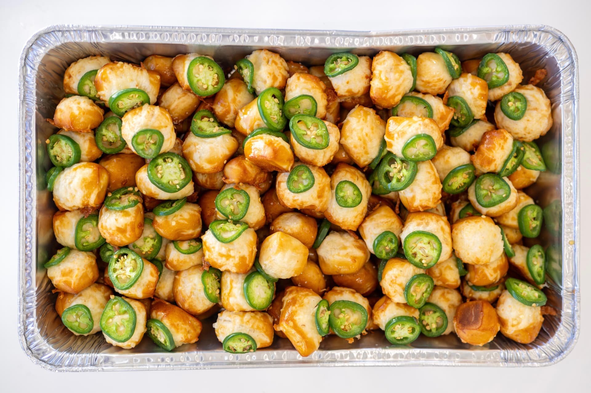 Jalapeño White Cheddar Pretzel Bites Tray